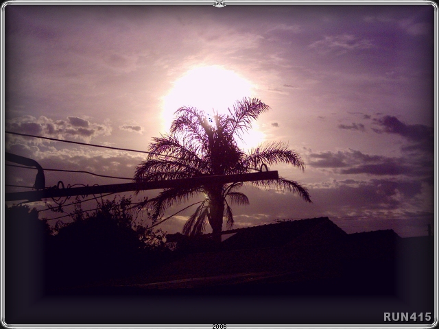 = Sunrise =
This is a sunrise...
that looks like a sunset...
coz the shot came out so dark :)